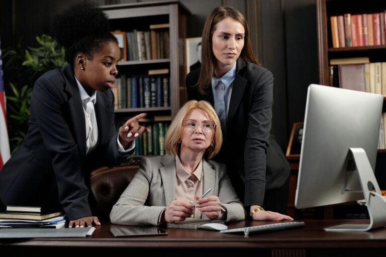 Legal Process Outsourcing Why Law Firms Outsource Legal Research